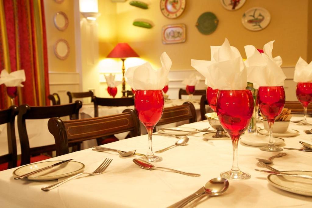 Tully'S Hotel Castlerea Extérieur photo